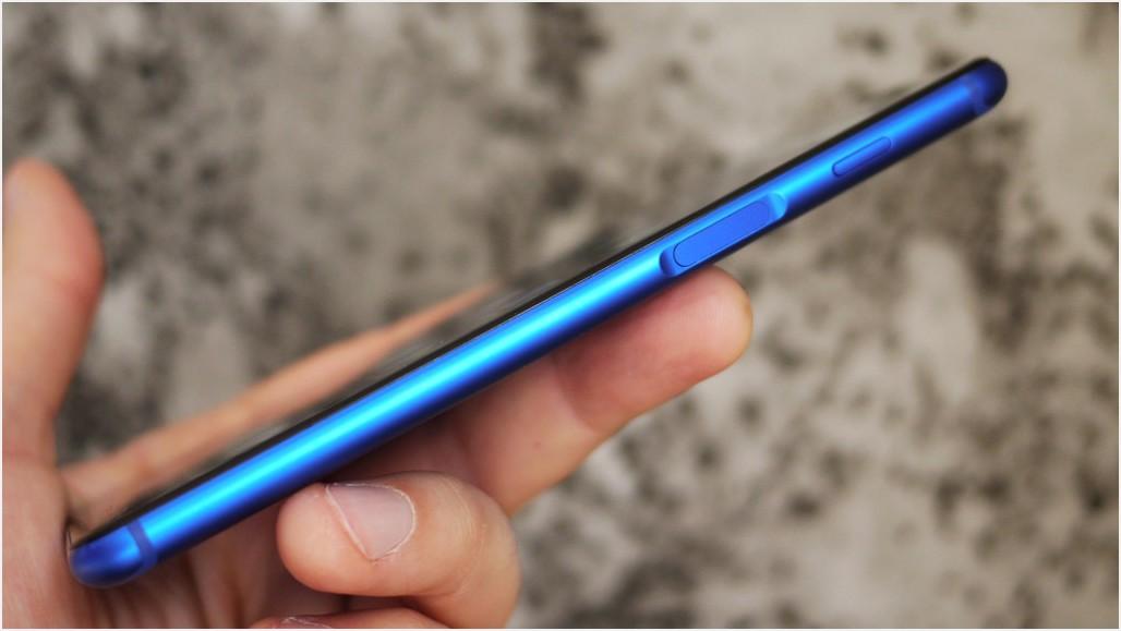Обзор смартфона Meizu M6s: не отставая от моды
