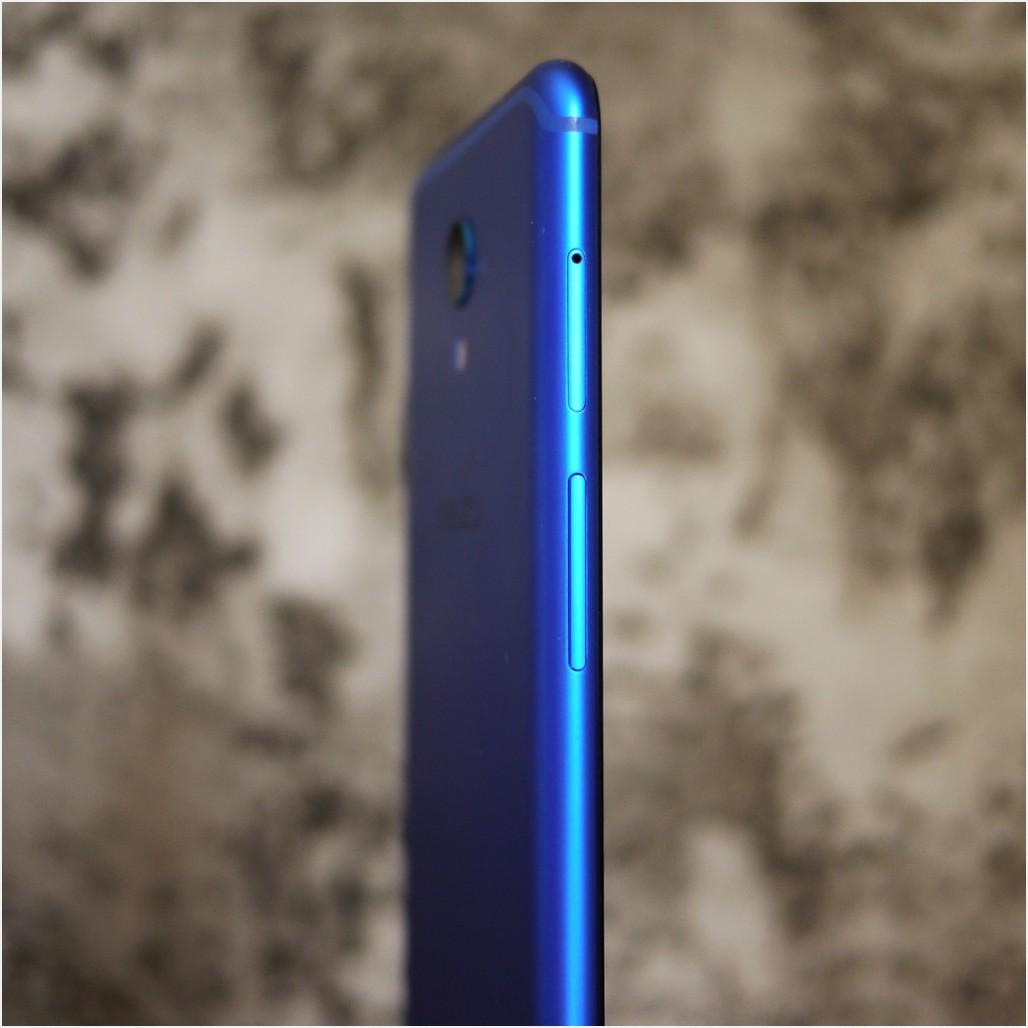 Обзор смартфона Meizu M6s: не отставая от моды