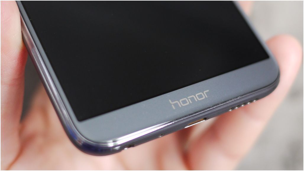 Обзор смартфона Honor 9 Lite: середнячок без лишнего "сахара"