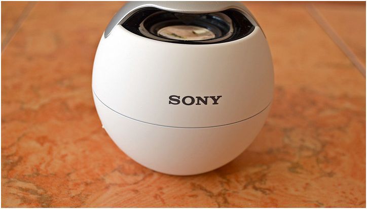 Звонкий "колобок". Обзор беспроводной акустики Sony SRS-BTV5