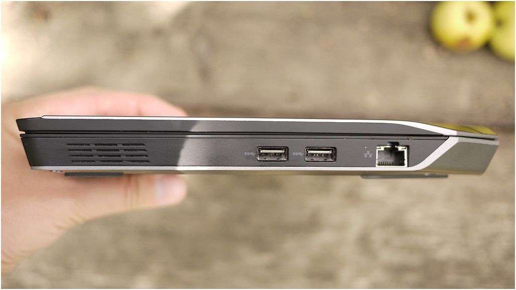 Обзор ноутбука Alienware 13: поиграем, но немного