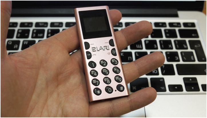 Обзор "анти-смартфона" Elari NanoPhone C: "звонилка" со связями