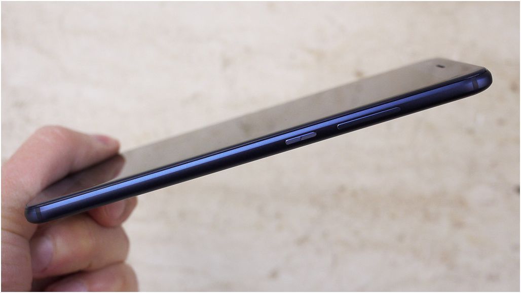 Обзор смартфона Huawei Honor 8 Pro: большой и взрослый