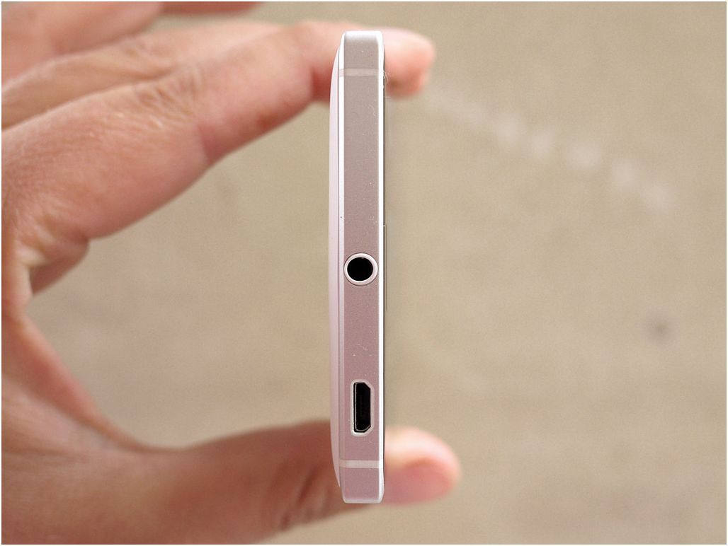 Обзор смартфона Nokia Lumia 830: середнячок с внешностью флагмана