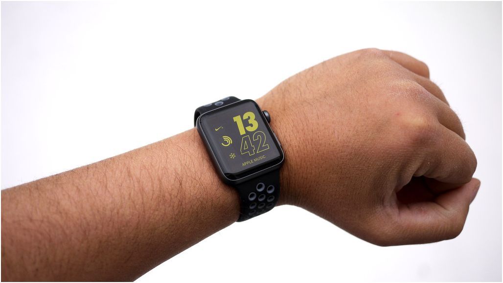 Обзор Apple Watch Nike+: бежим скорее