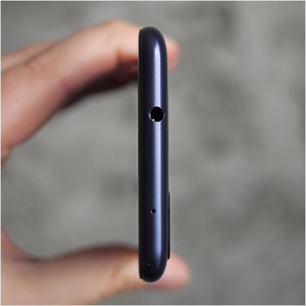 Обзор смартфона Asus ZenFone Max Plus (M1): "дзенфон" с "высоким" экраном