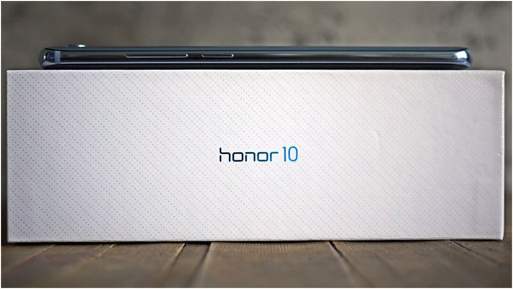 Обзор Honor 10: красавчик с "умными" камерами