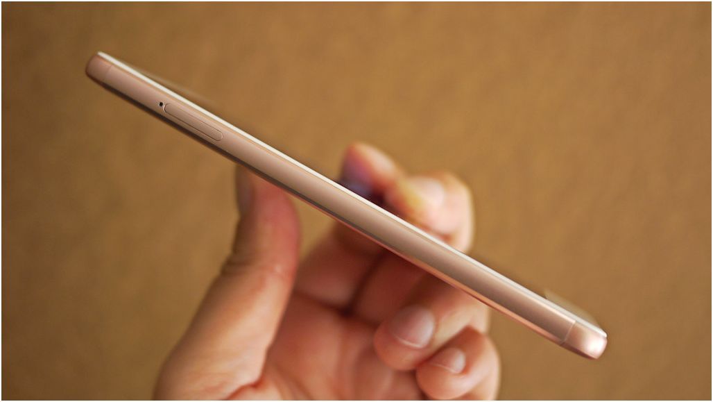 Обзор смартфона Highscreen Tasty: с металлическим привкусом