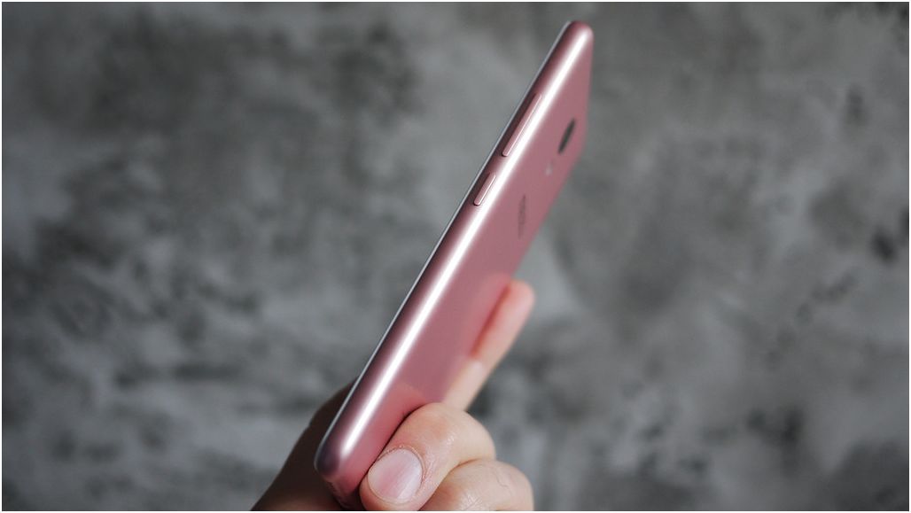 Обзор смартфона Meizu M5c: мал да недорог