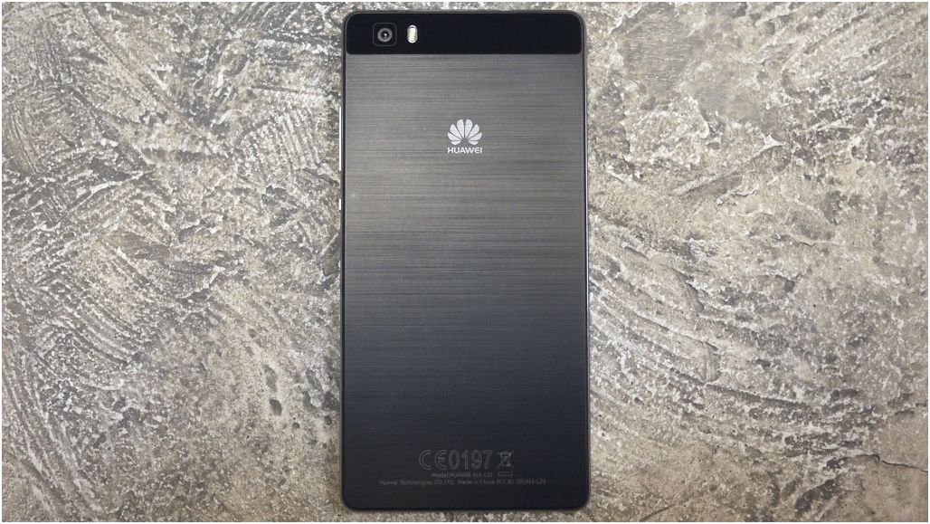 Обзор смартфона Huawei P8lite: будь проще