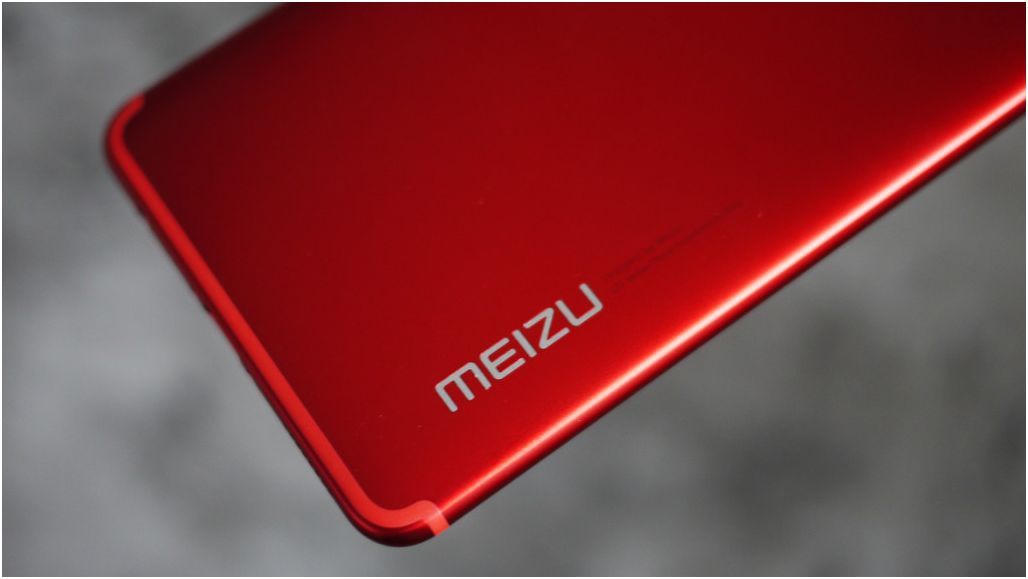 Обзор смартфона Meizu Pro 7: два "глаза", два экрана