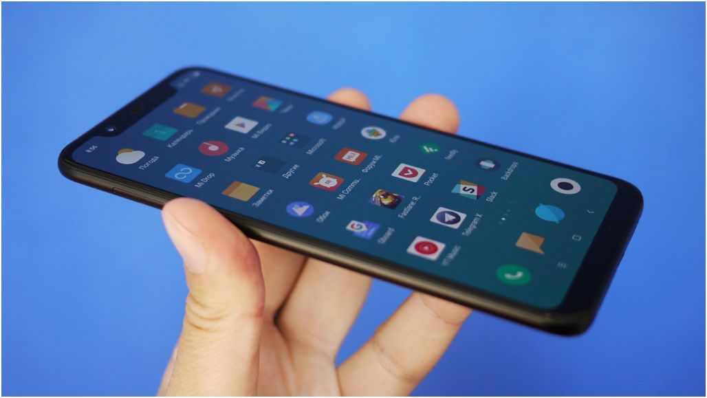 Обзор смартфона Xiaomi Mi 8: победитель конкурса двойников