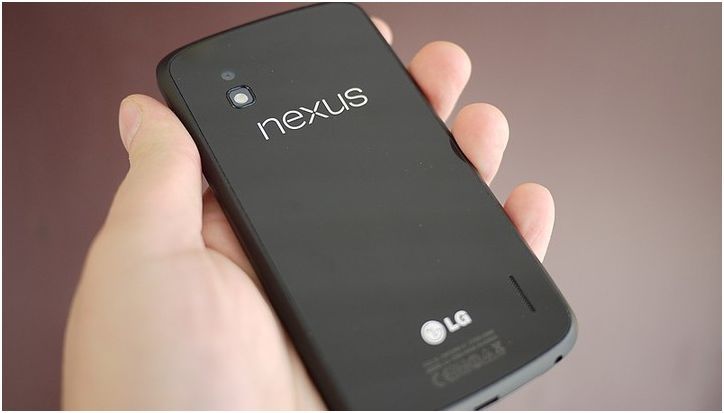 Черный прямоугольник. Обзор смартфона Nexus 4 от Google и LG