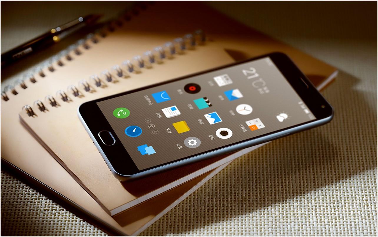 8 доступных смартфонов, которые не стыдно подарить на Новый год (доступный, смартфонов, подарить) 8 доступных смартфонов, которые не стыдно подарить на Новый год