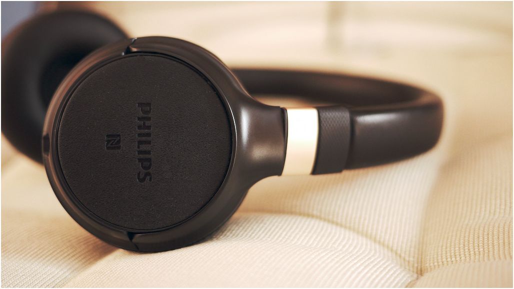 Обзор беспроводной Bluetooth-гарнитуры Philips SHB9250