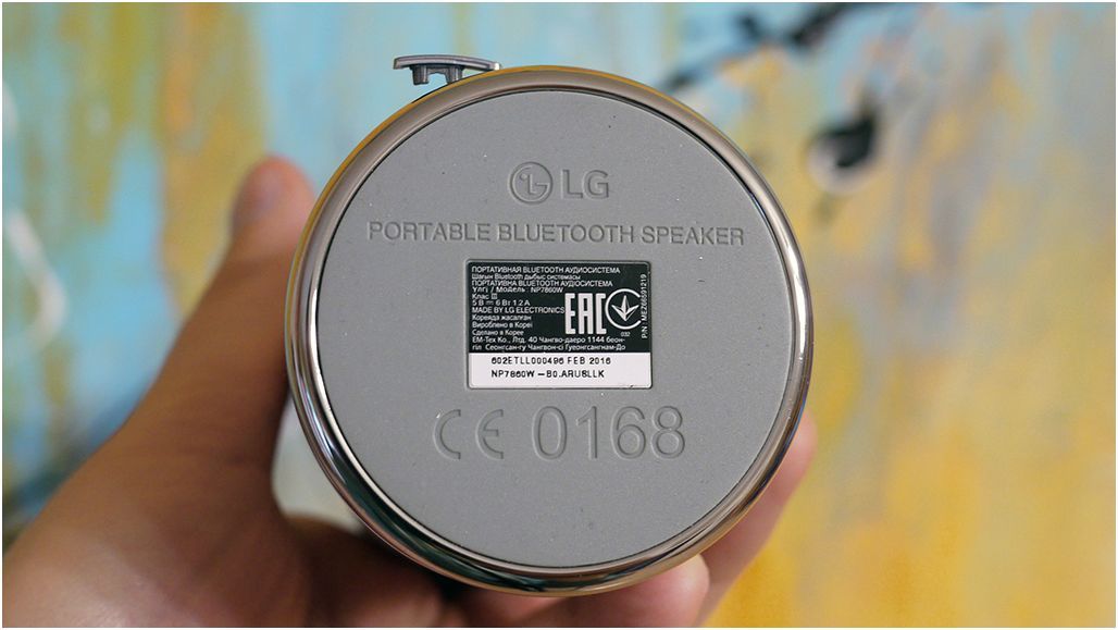 Обзор беспроводной колонки LG Sound360: звук из бутылки