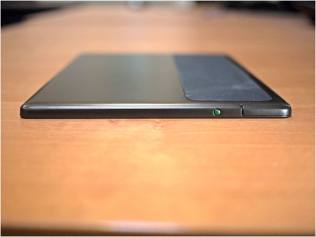 Обзор букридера PocketBook 840: пионер высокого разрешения