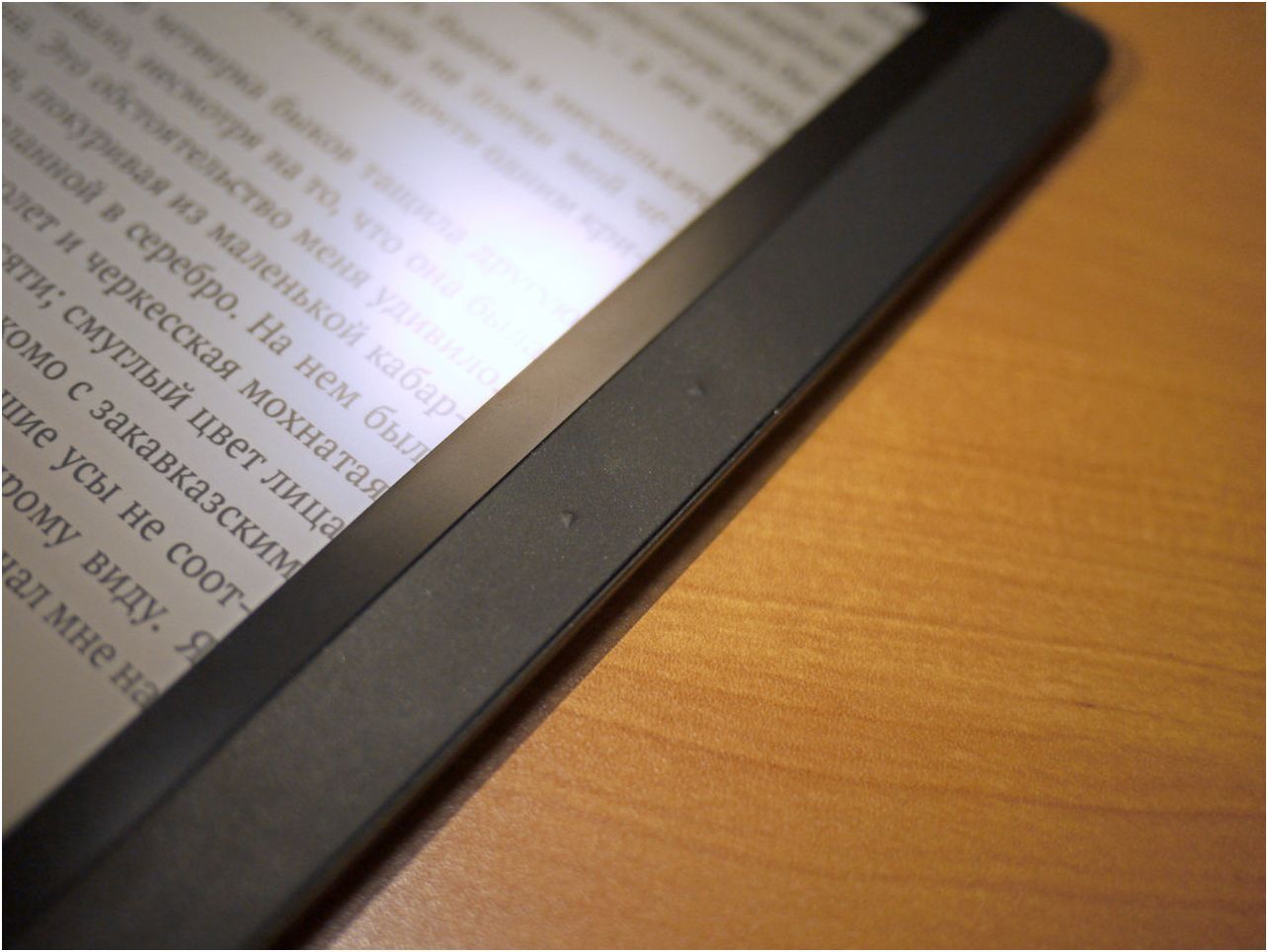 Обзор букридера PocketBook 840: пионер высокого разрешения