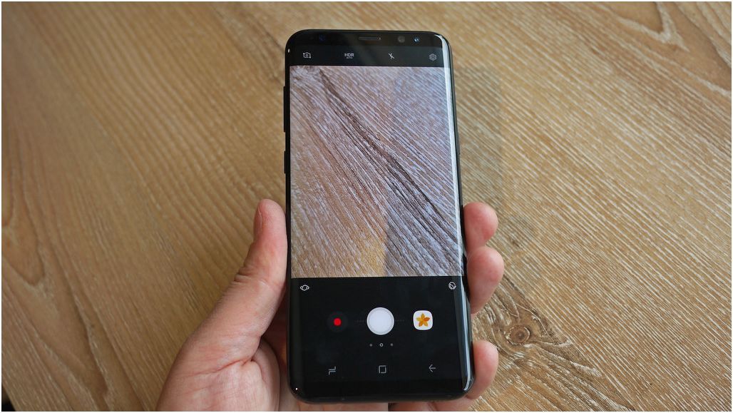 Обзор смартфона Samsung Galaxy S8+: выходя за рамки