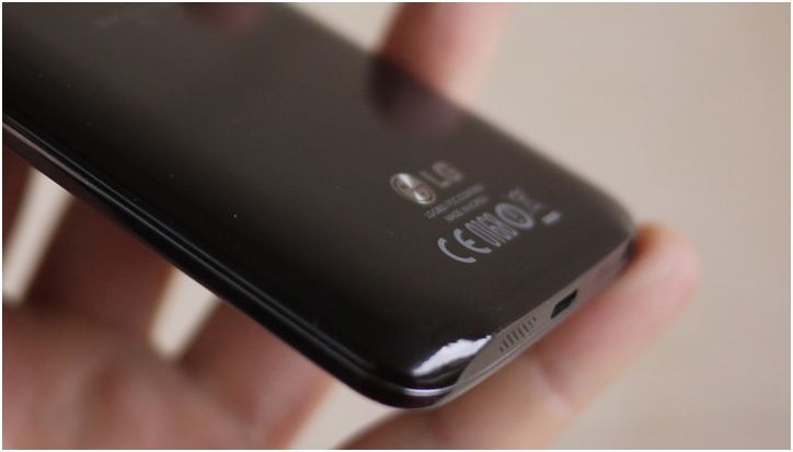 Где у него кнопка? Обзор смартфона LG G2 (кнопка, обзор, смартфона, Samsung Galaxy, карт памяти) Где у него кнопка? Обзор смартфона LG G2