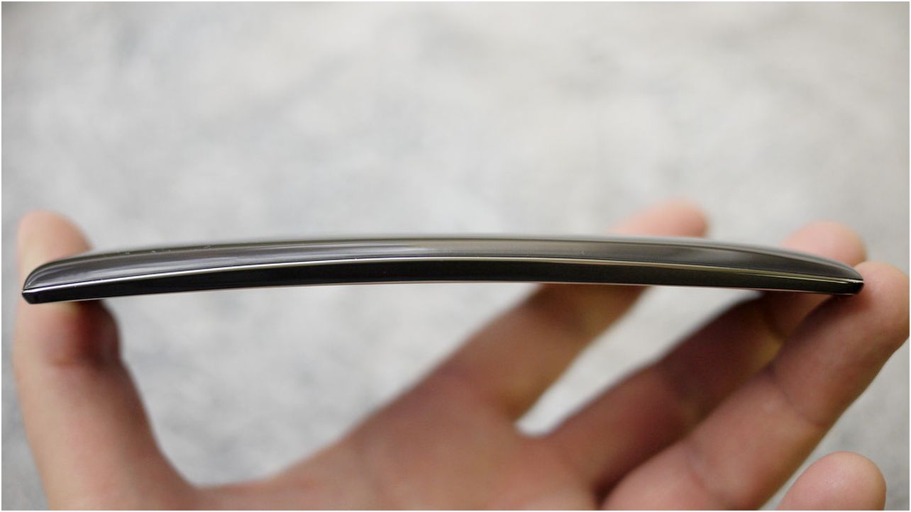 Обзор изогнутого смартфона LG G Flex 2: чтобы удивлять (обзор, изогнутый, смартфона, flex, удивлять) Обзор изогнутого смартфона LG G Flex 2: чтобы удивлять
