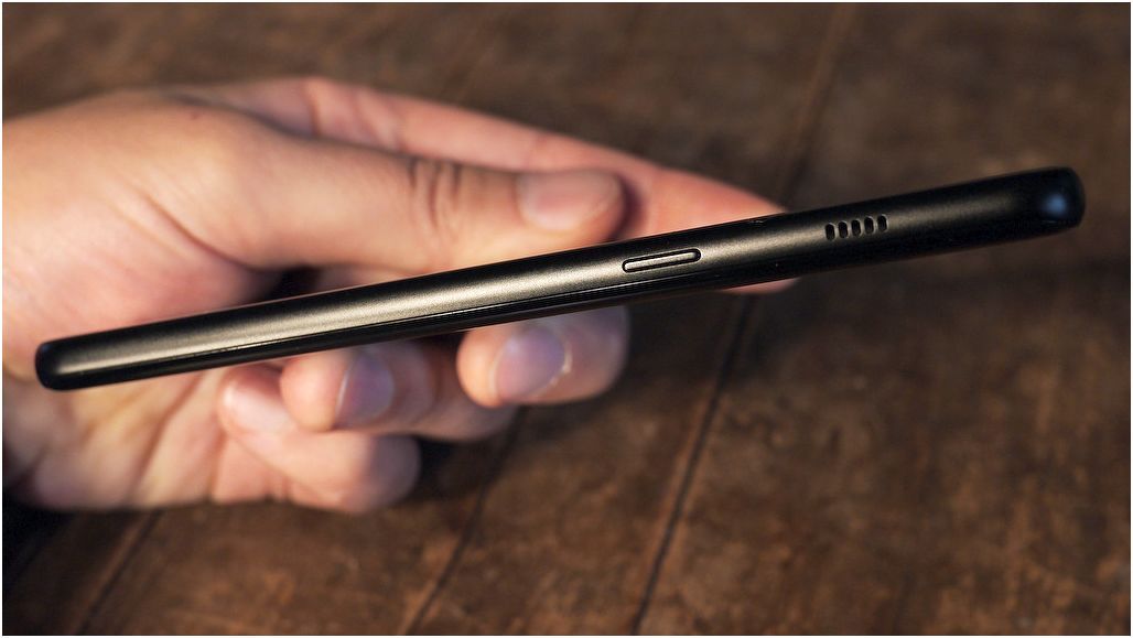 Обзор Samsung Galaxy A8 (2018): "народный" флагман