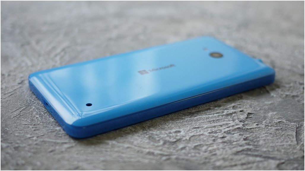 Обзор смартфона Microsoft Lumia 640: яркий "обновленец"