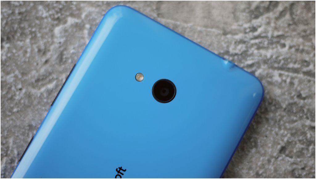 Обзор смартфона Microsoft Lumia 640: яркий "обновленец"