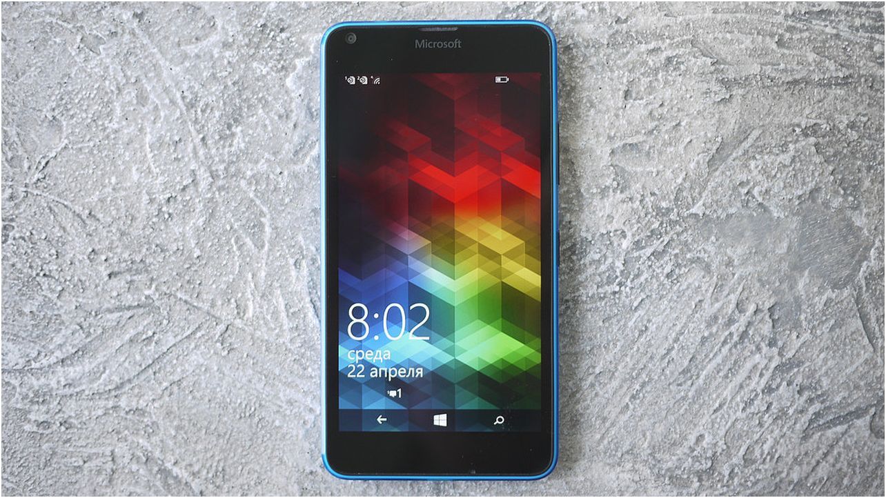 Обзор смартфона Microsoft Lumia 640: яркий "обновленец"