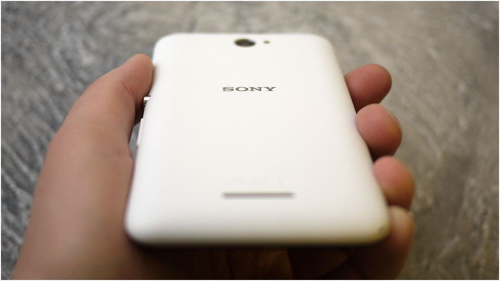 Обзор смартфона Sony Xperia E4: "простачок" для развлечений (обзор, смартфона, sony, xperia, простачок, длить) Обзор смартфона Sony Xperia E4: "простачок" для развлечений