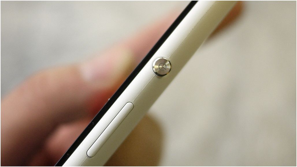 Обзор смартфона Sony Xperia E4: "простачок" для развлечений (обзор, смартфона, sony, xperia, простачок, длить) Обзор смартфона Sony Xperia E4: "простачок" для развлечений