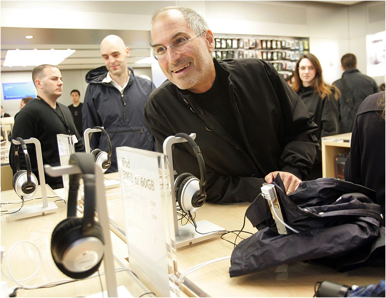 40 лет Apple: от гаража до космоса