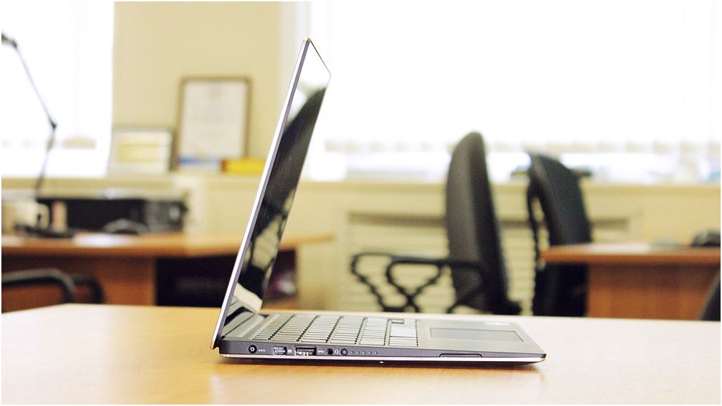 Обзор ноутбука Dell XPS 13 2015: "бескрайняя" компактность