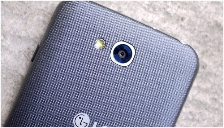 Без стука не входить. Обзор смартфона LG L90