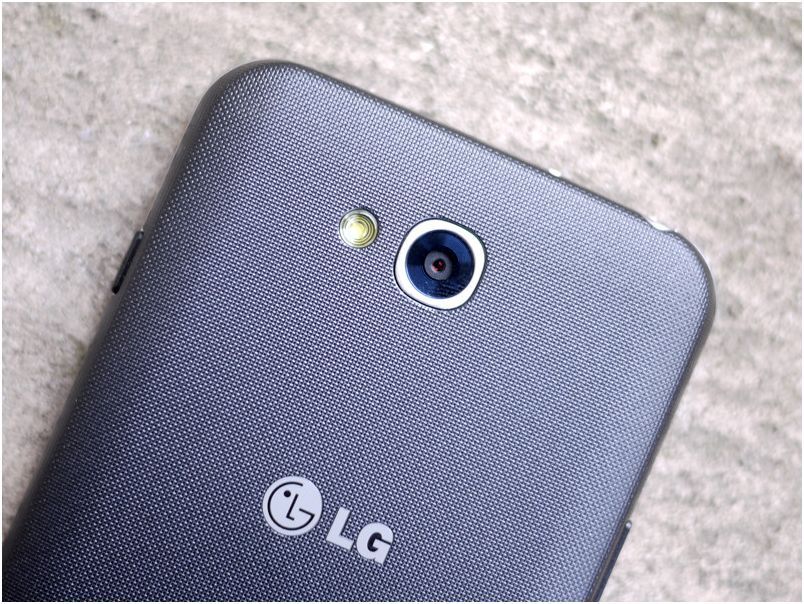 Без стука не входить. Обзор смартфона LG L90