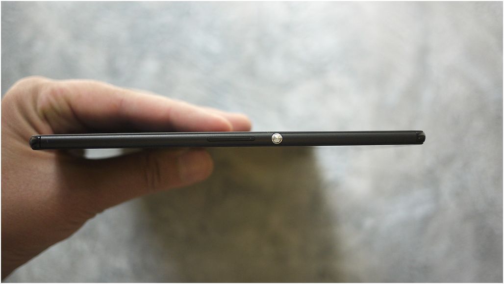 Обзор планшета Sony Xperia Z4 Tablet: изящный рекордсмен (обзор, планшет, sony, xperia) Обзор планшета Sony Xperia Z4 Tablet: изящный рекордсмен