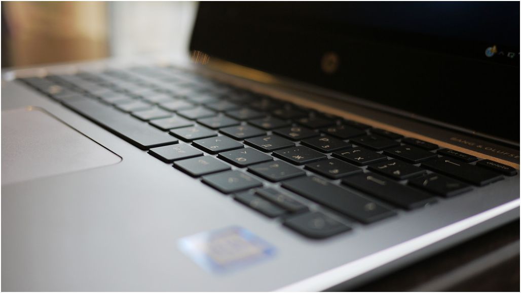 Обзор ультрабука HP EliteBook Folio G1: работа налегке