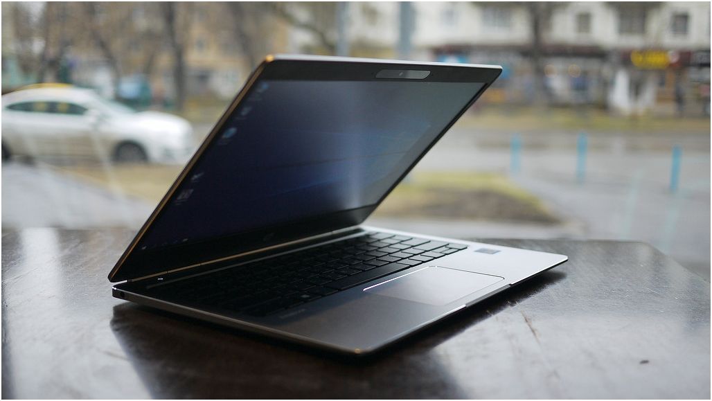 Обзор ультрабука HP EliteBook Folio G1: работа налегке