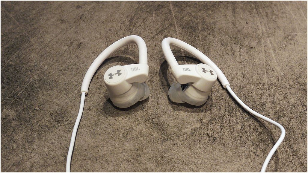 Обзор JBL Under Armour Sport Wireless Heart Rate: в ритмах сердца (обзор, armour, sport, wireless, heart, rate) Обзор JBL Under Armour Sport Wireless Heart Rate: в ритмах сердца