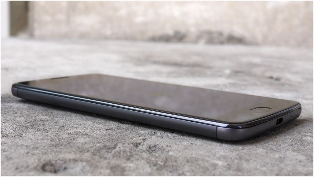 Обзор Lenovo Moto E4: красивый, именитый, недорогой (обзор, lenovo, moto, красивый) Обзор Lenovo Moto E4: красивый, именитый, недорогой