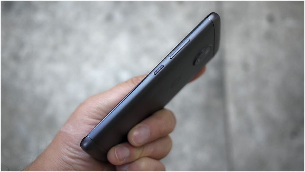 Обзор Lenovo Moto E4: красивый, именитый, недорогой (обзор, lenovo, moto, красивый) Обзор Lenovo Moto E4: красивый, именитый, недорогой