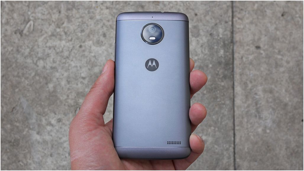 Обзор Lenovo Moto E4: красивый, именитый, недорогой (обзор, lenovo, moto, красивый) Обзор Lenovo Moto E4: красивый, именитый, недорогой