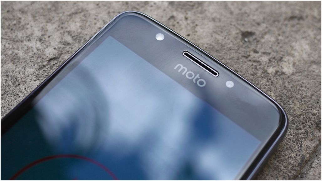 Обзор Lenovo Moto E4: красивый, именитый, недорогой (обзор, lenovo, moto, красивый) Обзор Lenovo Moto E4: красивый, именитый, недорогой