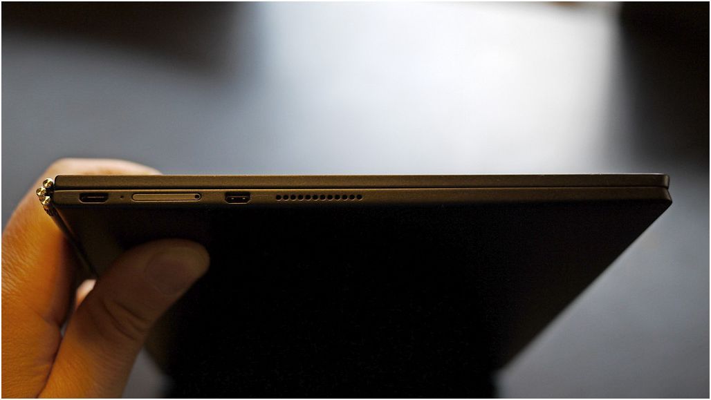 Обзор Lenovo Yoga Book: гость из будущего (обзор, lenovo, yoga, book, гость, будущее) Обзор Lenovo Yoga Book: гость из будущего