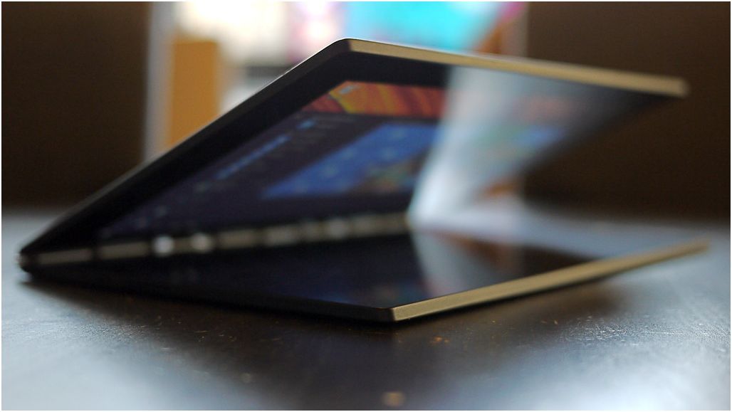 Обзор Lenovo Yoga Book: гость из будущего (обзор, lenovo, yoga, book, гость, будущее) Обзор Lenovo Yoga Book: гость из будущего