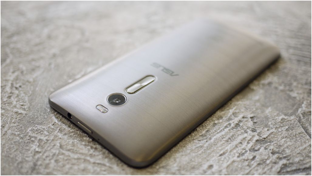 Обзор смартфона Asus ZenFone 2: на память не жалуюсь (обзор, смартфона, asus, zenfone, память) Обзор смартфона Asus ZenFone 2: на память не жалуюсь