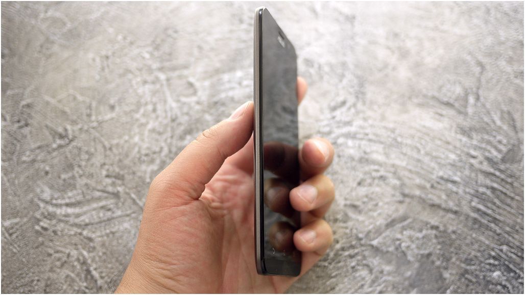 Обзор смартфона Asus ZenFone 2: на память не жалуюсь (обзор, смартфона, asus, zenfone, память) Обзор смартфона Asus ZenFone 2: на память не жалуюсь