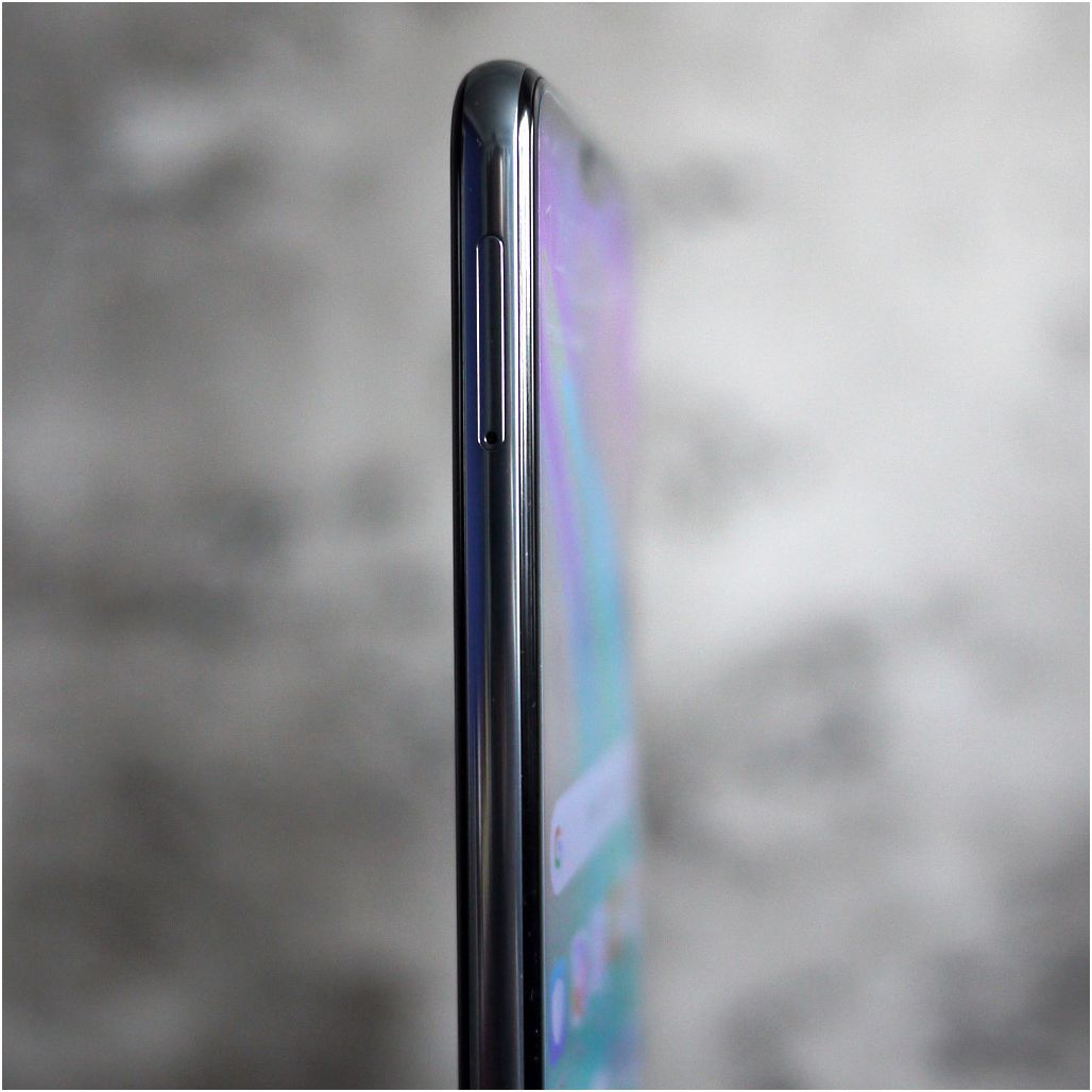 Обзор смартфона Huawei P20: машинный разум на службе у камер (обзор, смартфона, huawei, машинный) Обзор смартфона Huawei P20: машинный разум на службе у камер