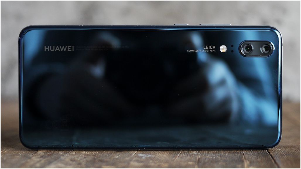 Обзор смартфона Huawei P20: машинный разум на службе у камер (обзор, смартфона, huawei, машинный) Обзор смартфона Huawei P20: машинный разум на службе у камер