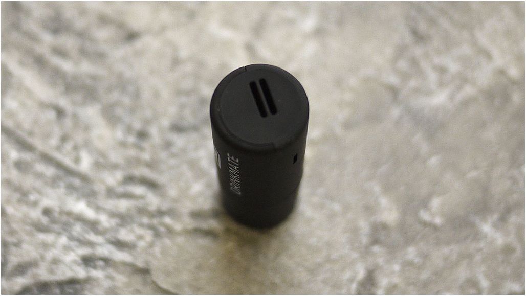 Обзор алкотестера DrinkMate: "cобутыльник" для "айфона"